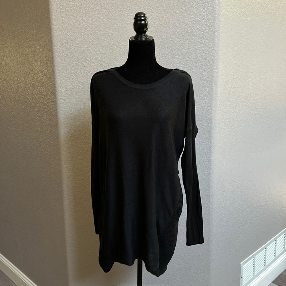 Malibu Sky Oversized Pullover Sweater Size Medium